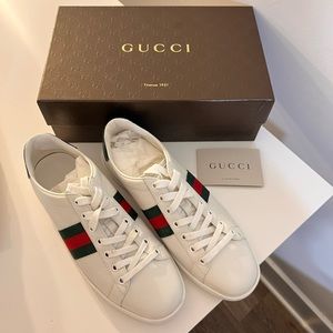 Gucci Woman’s Ace Leather Sneakers